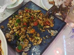 -宝荣鱼馆·临湖之宴(千岛湖店)