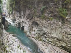 -蝶舞清江·恩施地心谷景区