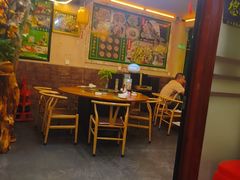 -食德喜·阳山鸡王食研基地