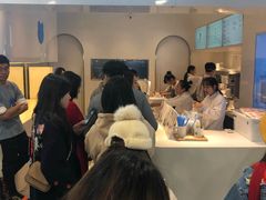 门面-兰熊鲜奶(西直门凯德mall店)
