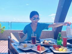 -三亚湾海居铂尔曼度假酒店