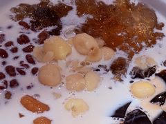 -RUXU入续糖水铺与包(卓悦中心店)