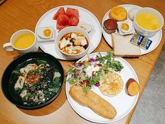 -全季酒店(重庆李子坝牛角沱地铁站店)