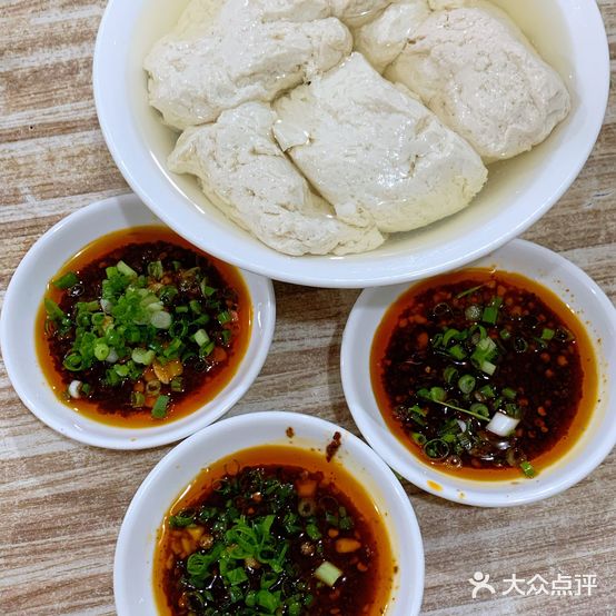 泸州豆花饭·川味家常菜(南康新村店)