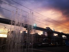 -席娜卡琳火车铁道夜市