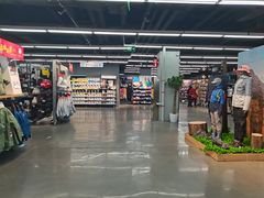 -迪卡侬(西三旗店)