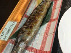 盐烧秋刀鱼-长崎屋·日本料理·刺身·烧鸟(天河北路店)
