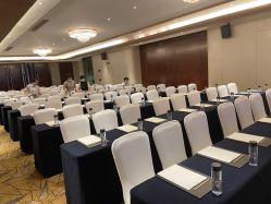 -成都世外桃源酒店-宴会厅·草坪婚礼·会议活动