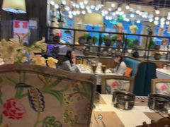 -领鲜活海鲜榴莲自助火锅(东门店)