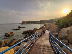 -那琴半岛地质海洋公园
