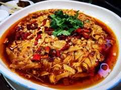 -一口猪海鲜浑锅·东北家常菜