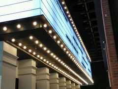 -CGV星星影城(颐堤港ScreenX店)