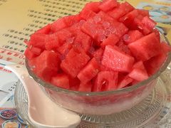 牛奶西瓜冰沙-广信牛奶甜品世家(万象城店)