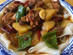 新疆大盘鸡-新疆巴州金丝特餐厅(大钟寺店)