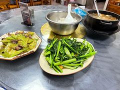 -盛得农家美食·无花果浸鸡·古法烧鸡·竹筒饭(白水寨森林海店)