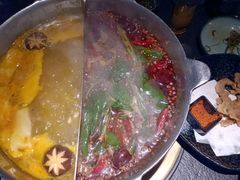-湊湊火锅·茶憩(新中关购物中心店)