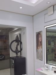 -镁连社·美联社
