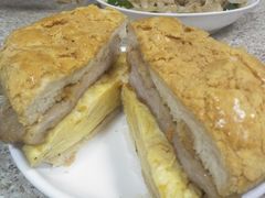猪扒蛋菠萝包-沙溪兄茶餐厅