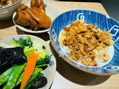 -红猪卤肉饭(大西洋美食城店)