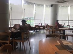 大堂-星巴克(蔡伦路店)