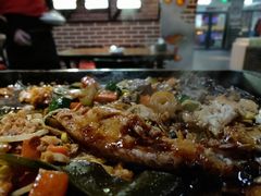 蒜香烤清江鱼-炉鼎记私房菜(总店)