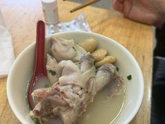 -雷祖芳老妈蹄花店