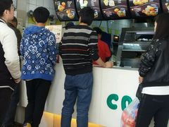 -华莱士·全鸡汉堡(艳粉店)