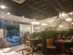 大堂-美膳居川菜馆油焖大虾烧烤(卓刀泉店)