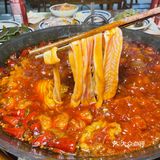 太平园这边一家好吃实惠的火锅店，麻辣醇厚