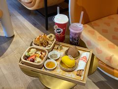-欢乐茶馆·木马谣剧场(南京小西湖店)