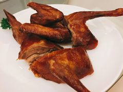 脆皮乳鸽-海逸海鲜酒家(古北店)
