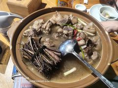 -头上红煨盐鸡·非遗院子餐厅