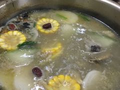 -周良天山牛杂城(天山路总店)