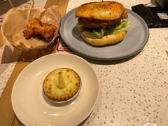 -必胜客(璞丽中心店)