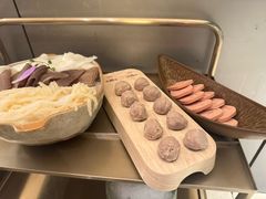 -左庭右院鲜牛肉火锅(金山万达店)