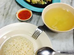 海南鸡双拼饭-伍秀泽海南鸡饭茶室