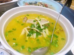 绿笋野鸭砂锅-禧瑞都大饭店(吊桥路店)