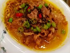 双椒肥牛-鑫巴蜀小镇 · 水煮鱼专研店(玉桥店)