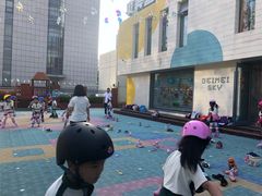 -贝美蓝天幼儿园(河东直沽园)