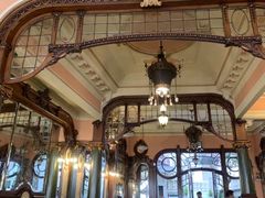 -Majestic Café