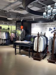 -BRANS PORO布朗斯伯勒西装高级定制·瑞璞西装(金陵店)