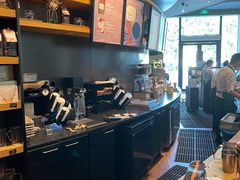 -星巴克臻选(成都来福士店)