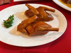 玻璃脆皮乳鸽-利苑酒家(金宝店)