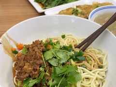 -王拐拐热干面·武汉三鲜豆皮(徐家汇店)