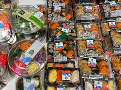 -资和信百货商场
