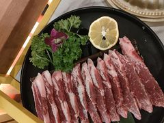 -明洞阿姨·韩式酱蟹烤肉·创意料理(方庄店)