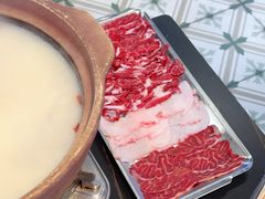 -楼上大排档·顺德菜·粥水·鱼生(苗栗路店)