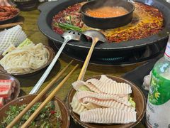 -黄潇洒老火锅(九眼桥宏济巷店)