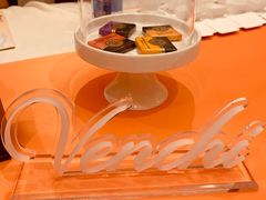 -VENCHI 闻绮(北京国贸商城店)