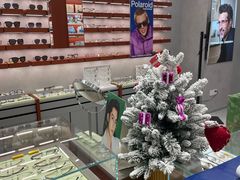 -吴良材眼镜(南翔印象城MEGA店)